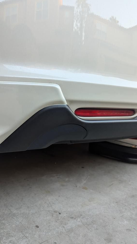 06-08 TSX A-Spec Rear Lip Exhaust Plug
