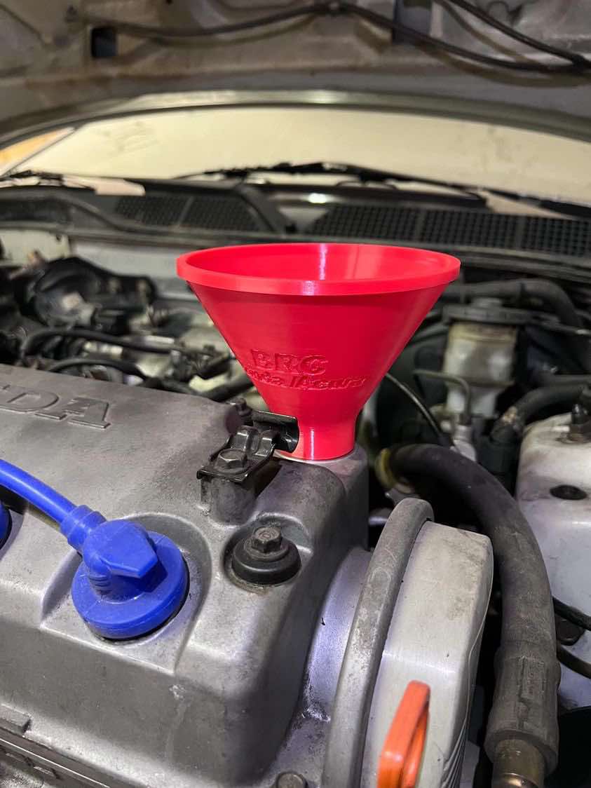 BRC Threaded Oil Funnel - HONDA